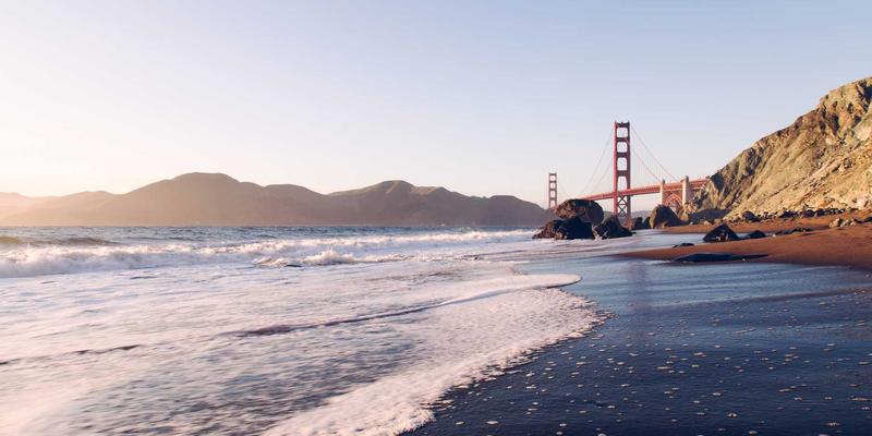 从硬件制作到创新实践：电子技术应用如何塑造未来