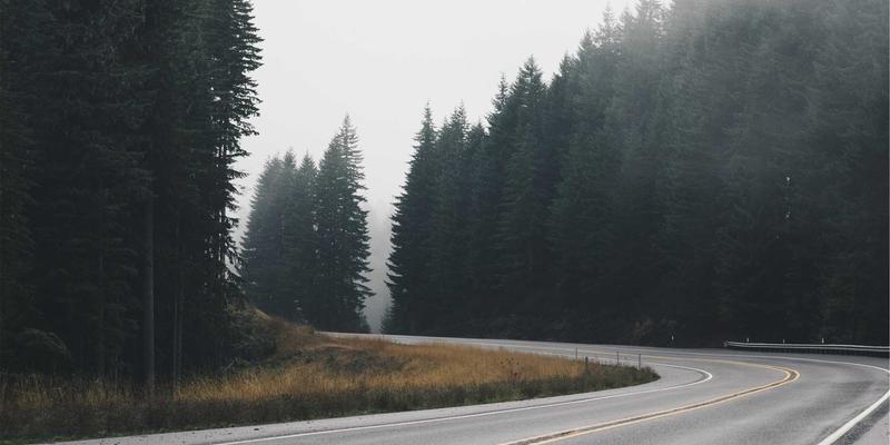 硬件制作与电路设计新前沿：硅光子学集成如何革新数据中心光互连技术